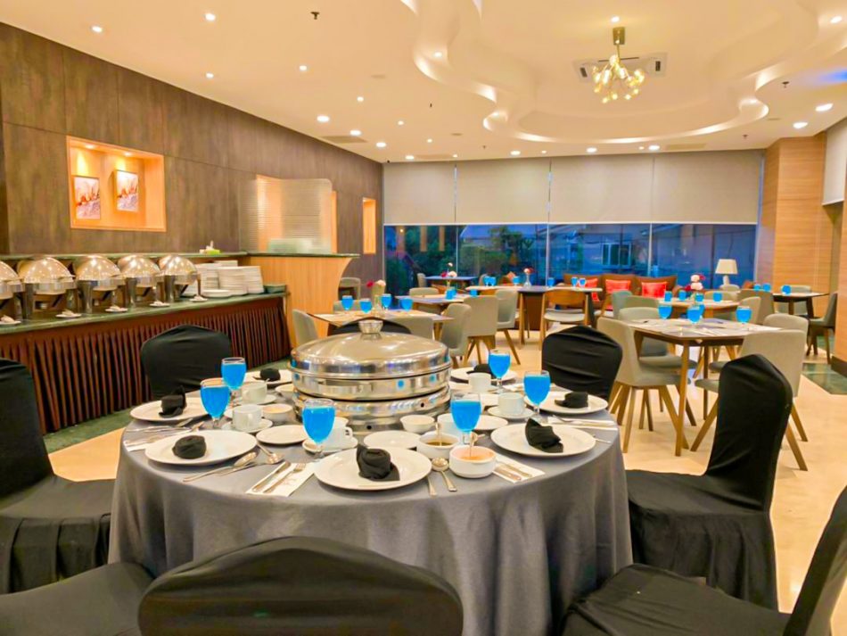 Coffee House / Dining